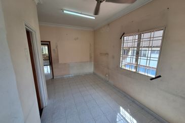 Semi-D house at Kajang