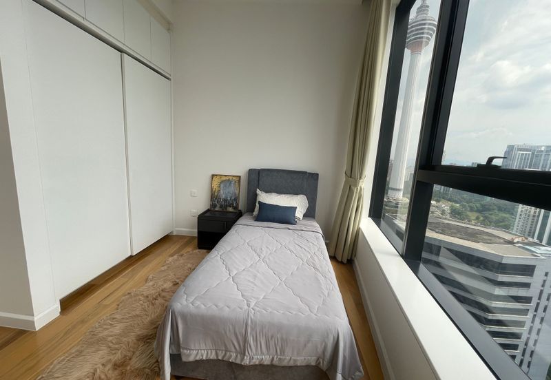 Pavilion Ceylon Hill