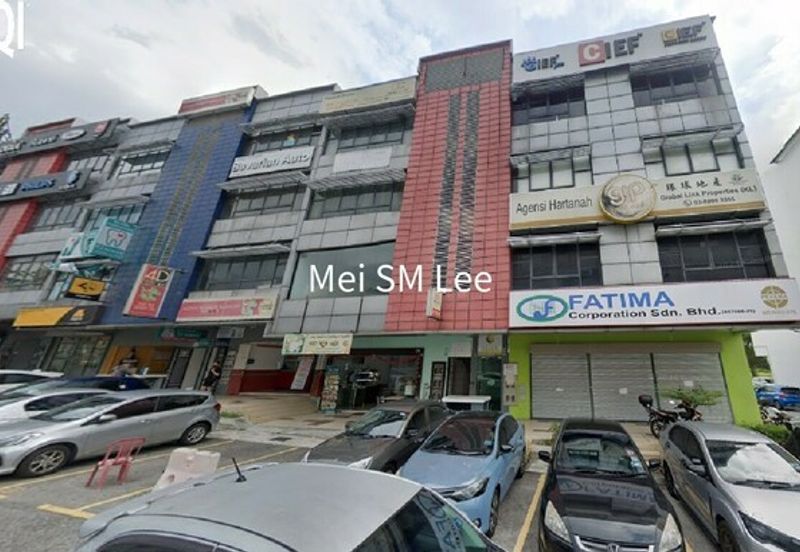 The Earth @ Bukit Jalil