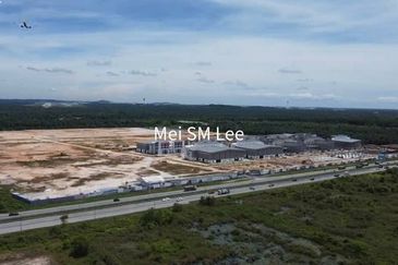 Suria Industrial Park (SIP)