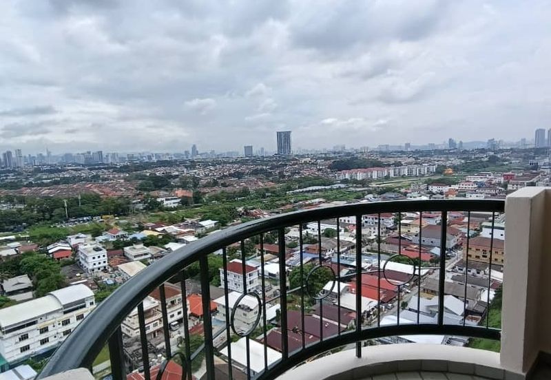 Mutiara Oriental Condominium