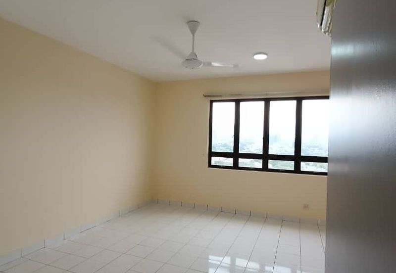 Mutiara Oriental Condominium