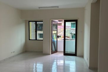 Avenue 2, Lake Valley