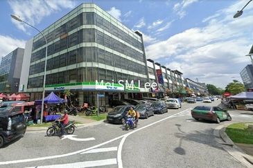 The Trillium @Lake Fields