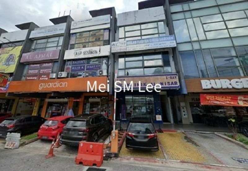 The Trillium @Lake Fields