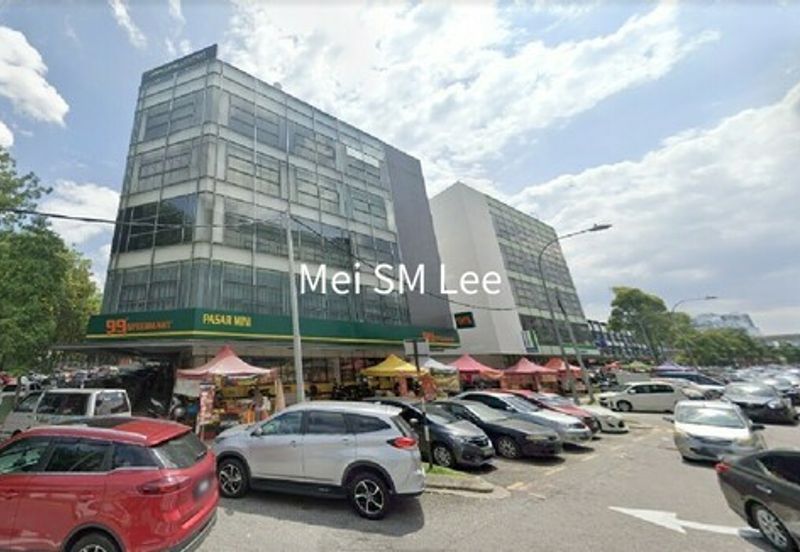 The Trillium @Lake Fields