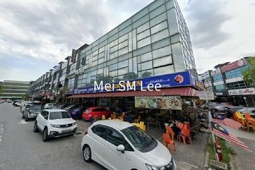 The Trillium @Lake Fields