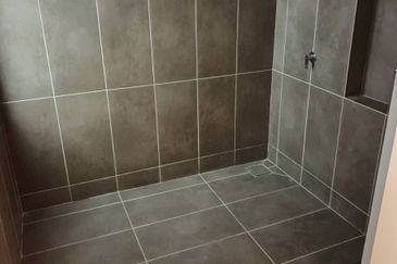 Lakefront Condominium | Emerald Hills @ Alam Damai