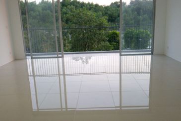 Lakefront Condominium | Emerald Hills @ Alam Damai