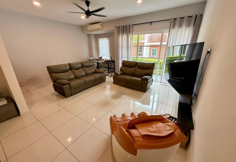 Residensi Emerald Damai (Emerald Hills) *