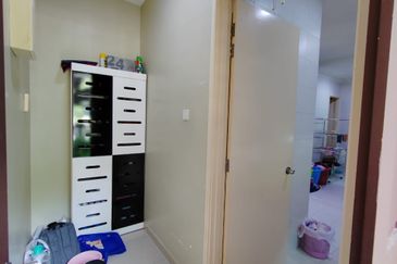 Avenue 2, Lake Valley