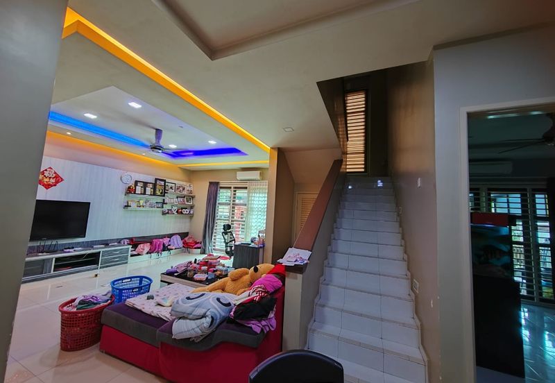 Avenue 2, Lake Valley