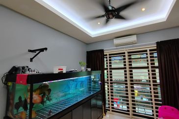 Avenue 2, Lake Valley