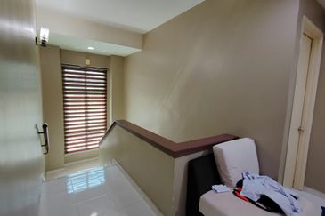 Avenue 2, Lake Valley