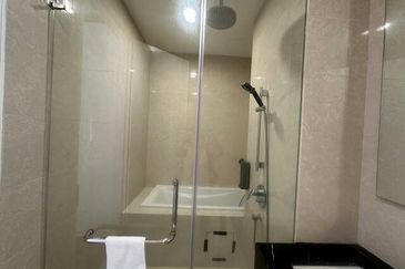 Pavilion Ceylon Hill