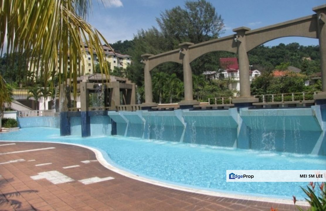 Corner Unit Partial Furnished 3 Bedrooms Condo @ Ketumbar Hill, Cheras, Kuala Lumpur, Cheras