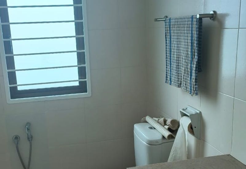 Avenue 2, Lake Valley