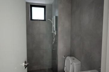 Emerald 9 Condominium