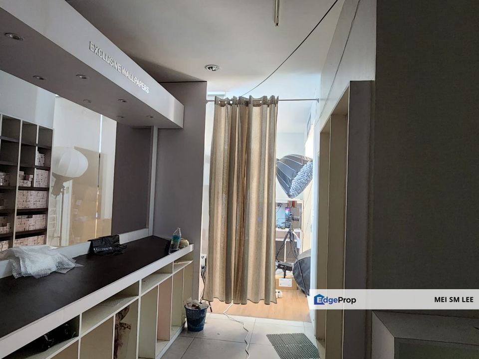 Kawasan Perindustrian Balakong 1.5 Storey Semi-D Factory, Selangor, Balakong