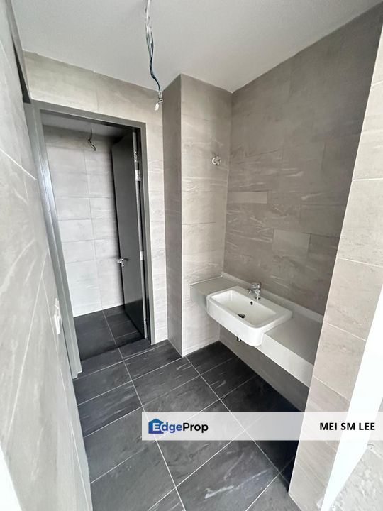 Office Suites Worth Balcony @ Stellar Suites, Puchong, Selangor, Puchong