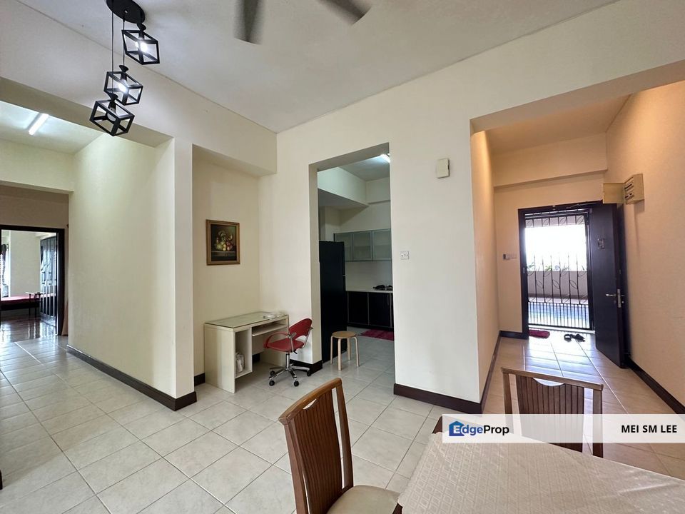 Corner Unit Partial Furnished Condo @ Puteri Palma, IOI Resort City, Selangor, Putrajaya