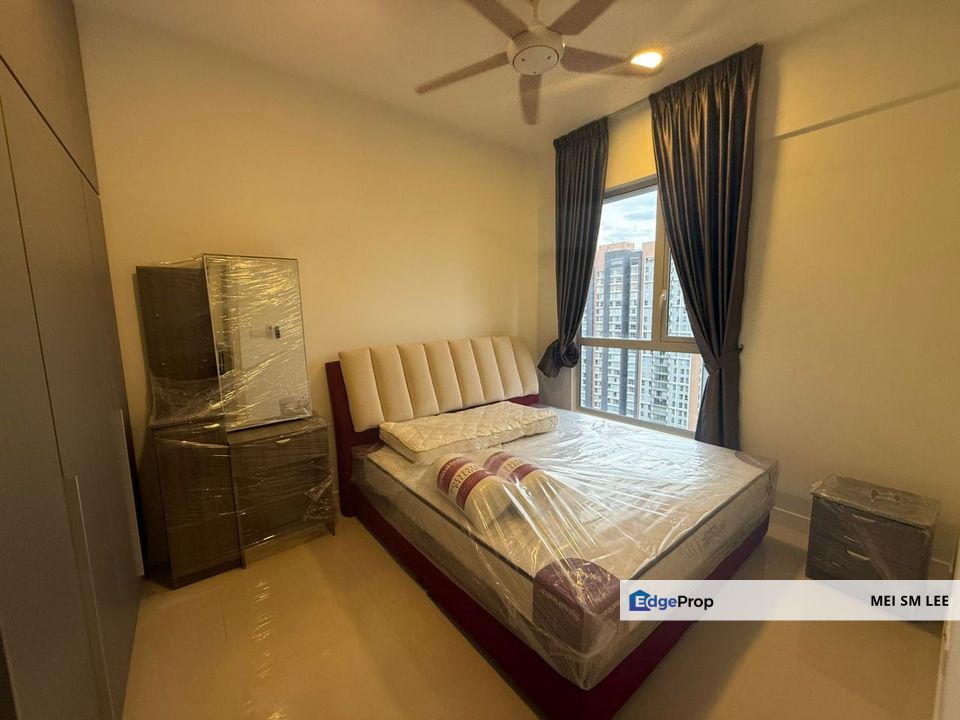 Partial Furnished Lake View Emerald Hills Condo @ Alam Damai, Cheras, Kuala Lumpur, Cheras