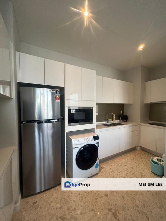 Freehold Dual Key Pavilion Ceylon Hill 2+1 Bedrooms Service Suites, Kuala Lumpur, Bukit Bintang