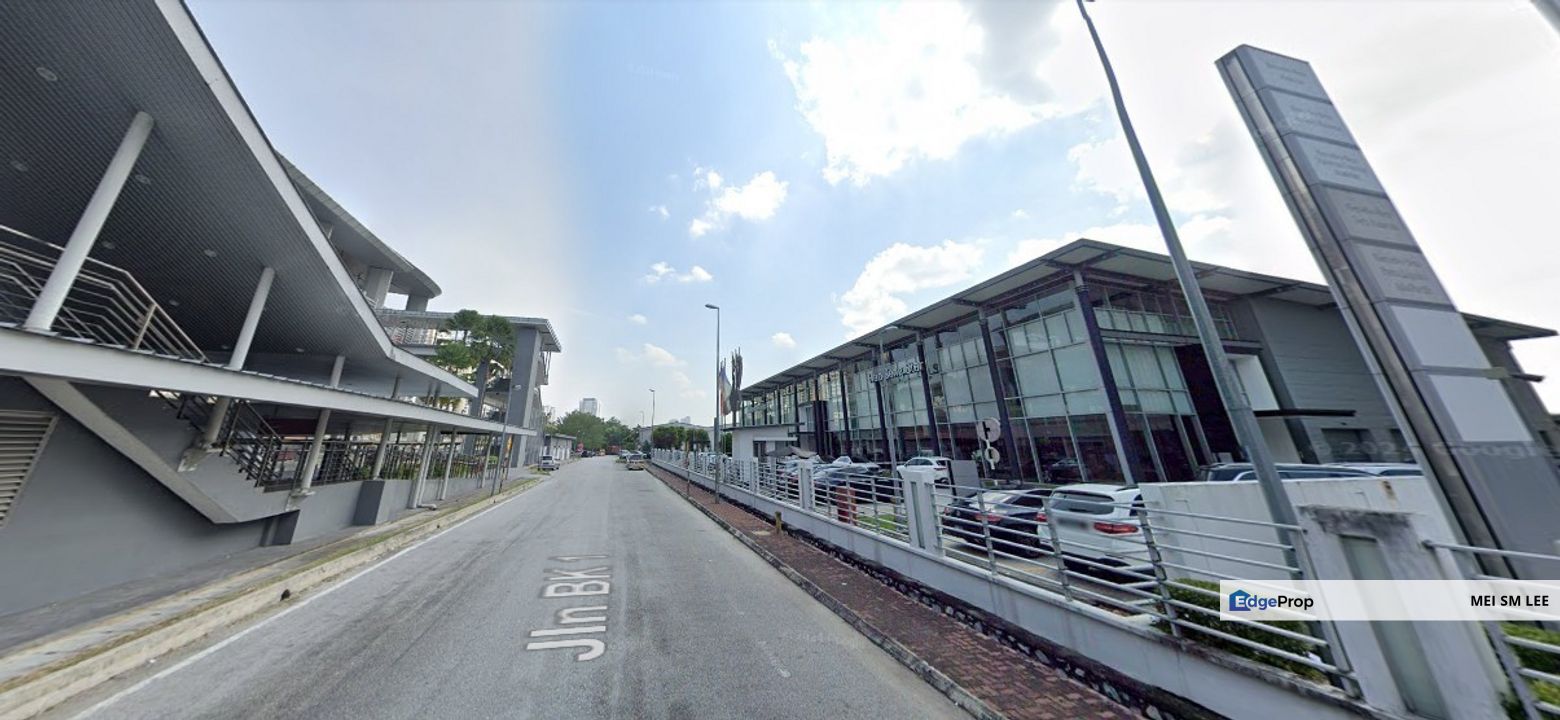 51,243 sf Kinrara Industrial Park Puchong 3 Storey Showroom with Office Space, Selangor, Puchong