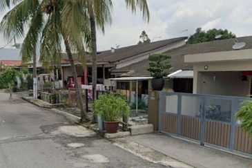 Freehold, Sri Petaling 1 Storey Terrace House