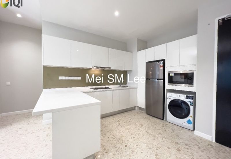 Pavilion Ceylon Hill