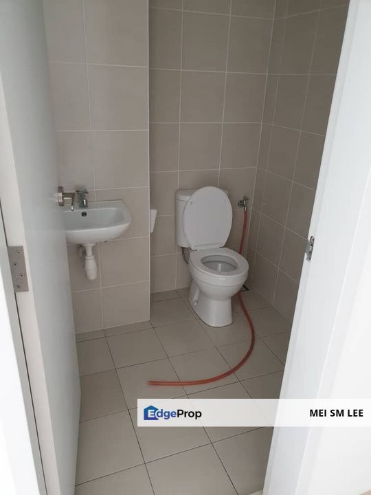 Ridgefield Tropicana Heights, Kajang – Townhouse Lower Floor, Selangor, Kajang