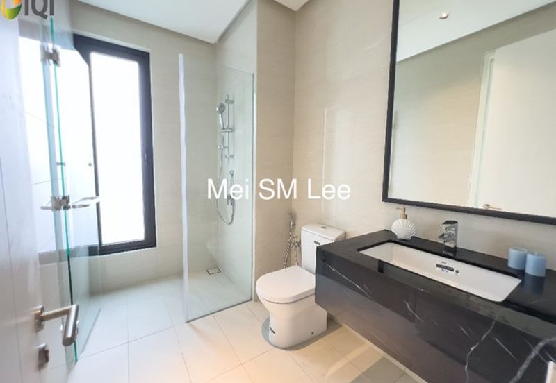 Oxford Residences @ Pavilion Embassy