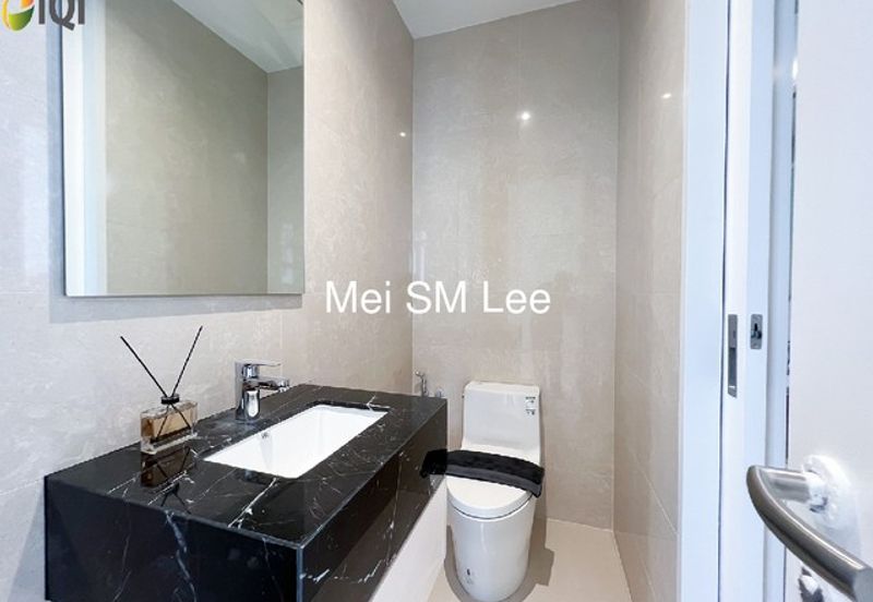 Pavilion Ceylon Hill