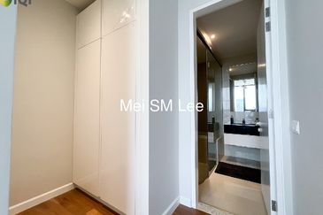 Pavilion Ceylon Hill