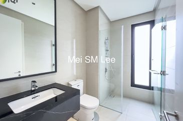 Pavilion Embassy Residence