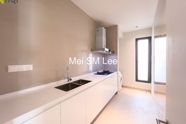 Pavilion Embassy Residence