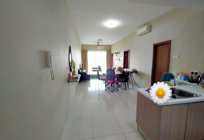 Royal Regent Sri Putramas III