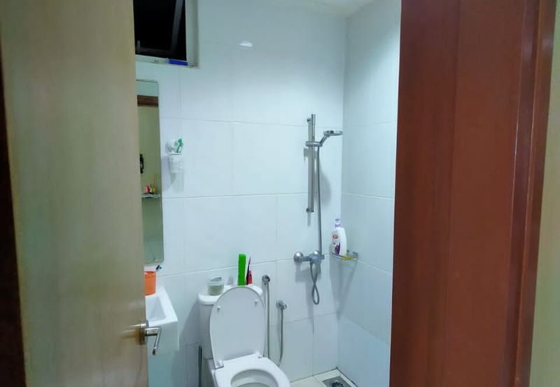 Royal Regent Sri Putramas III