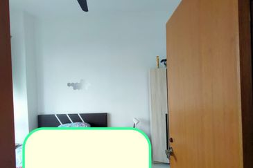 Royal Regent Sri Putramas III