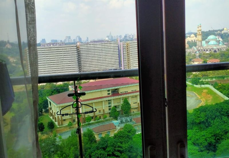 Royal Regent Sri Putramas III