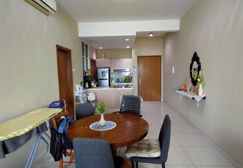 Royal Regent Sri Putramas III