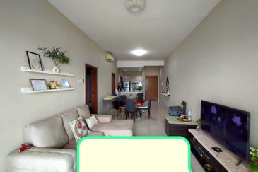 Royal Regent Sri Putramas III