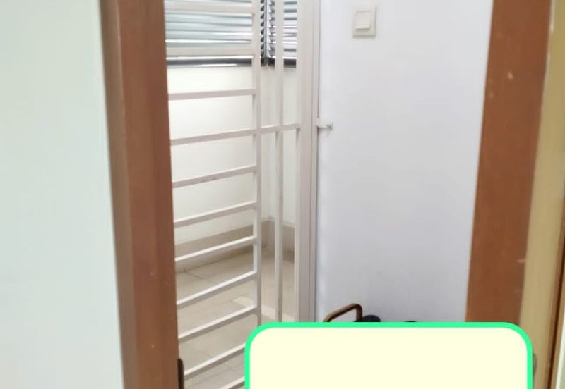 Royal Regent Sri Putramas III