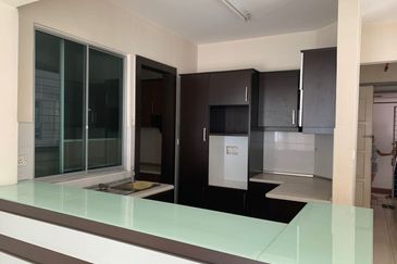 Perdana Emerald Serviced Apartment