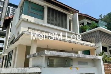 Villa 33, Bukit Manda'rina