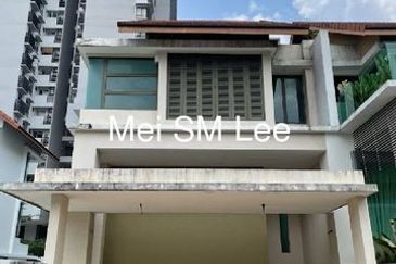 Villa 33, Bukit Manda'rina