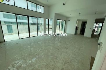 Villa 33, Bukit Manda'rina