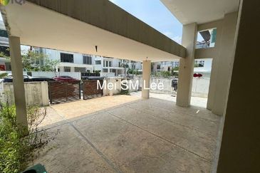 Villa 33, Bukit Manda'rina