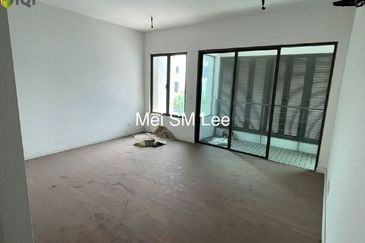 Villa 33, Bukit Manda'rina