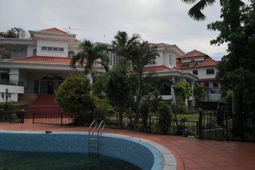 Tropicana Golf & Country Resort